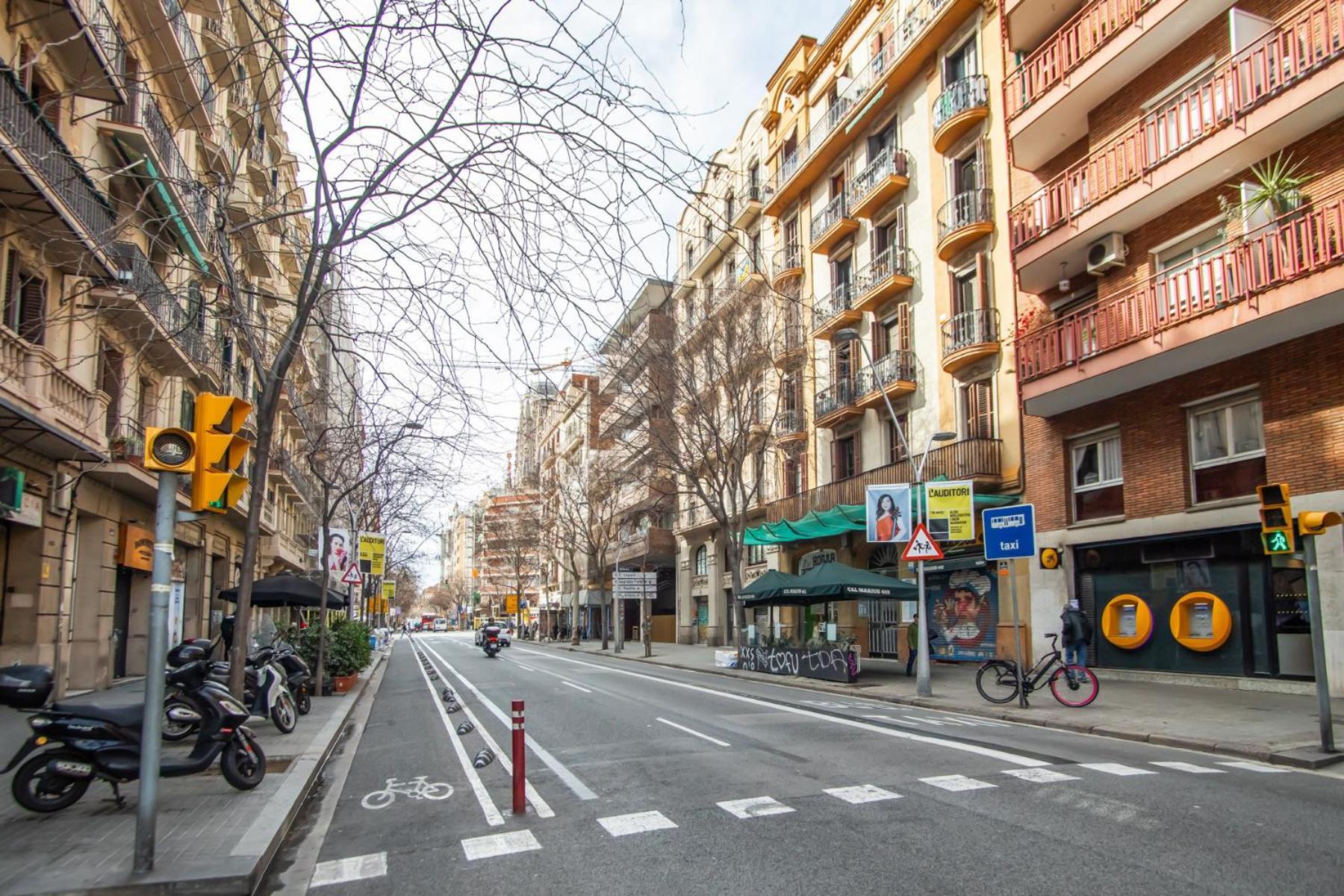 24mal1073-marvellous 2br Flat Near Sagrada Familia Apartament *
